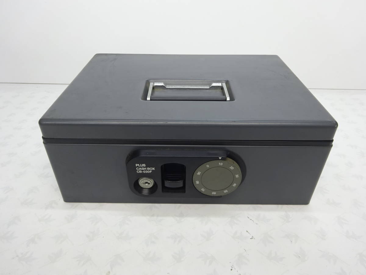 金庫 PLUS プラス CASH BOX CB-030F ダイヤル錠 シリンダー錠 鍵1本付き グレー 破産管財品専門 アップロード