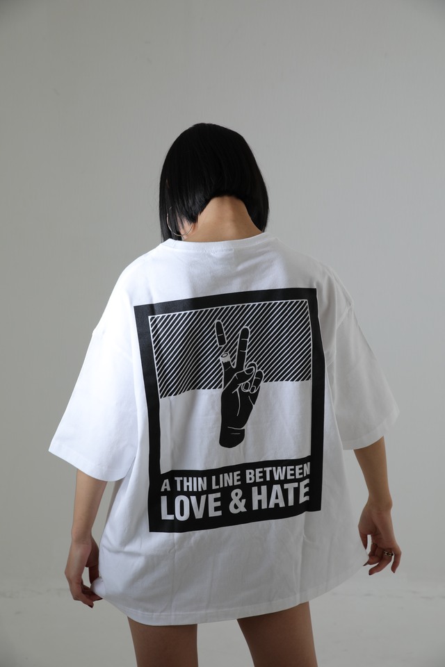 ビッグシルエットTシャツ / LOVE&HATE / ホワイト×黑