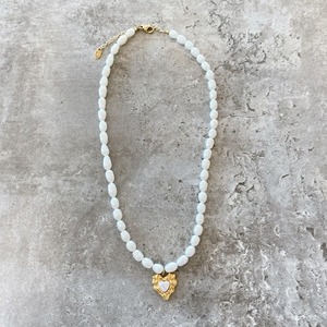 PEARL H Necklace