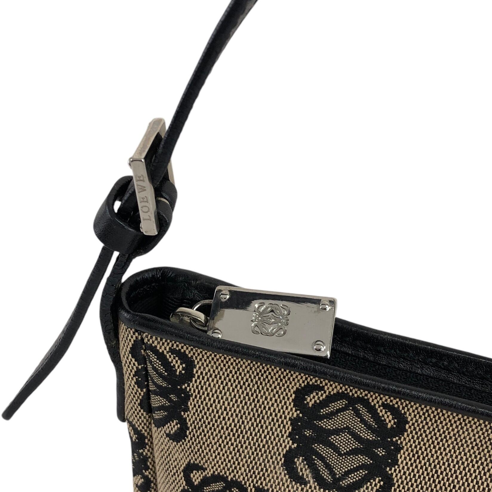 LOEWE ロエベ アナグラム ショルダーバッグ ベージュ キャンバス LOEWE ロエベ アナグラム ショルダーバッグ ベージュ キャンバス