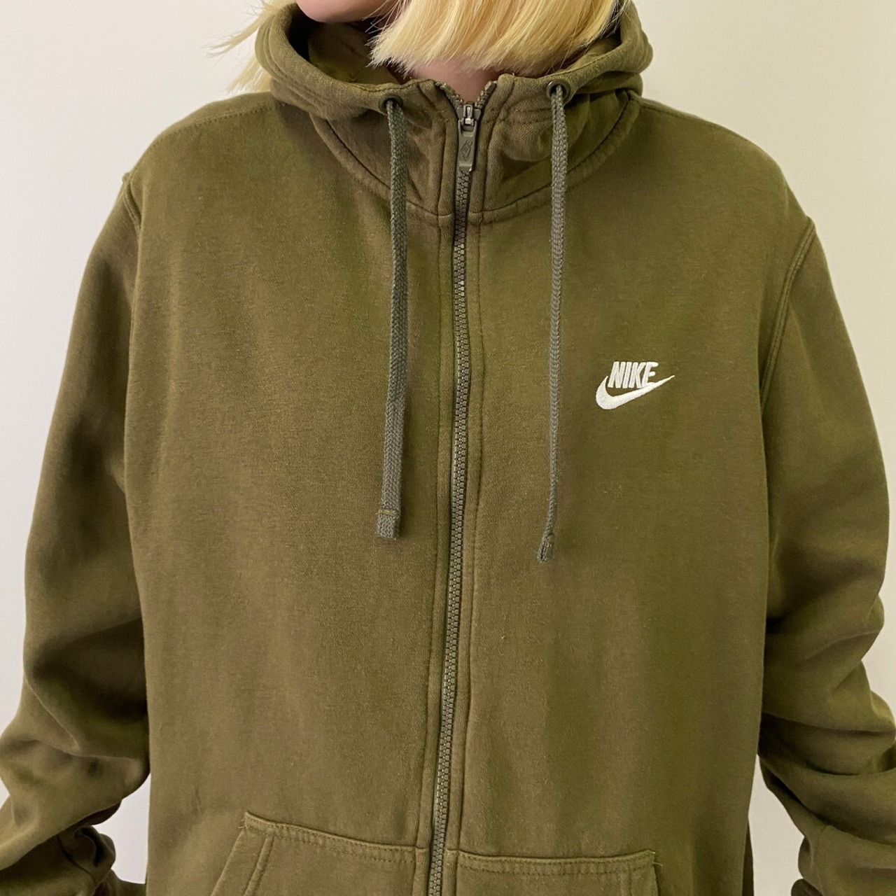 NIKE ナイキ スウォッシュ ワンポイントロゴ刺繍 フルジップパーカー 
