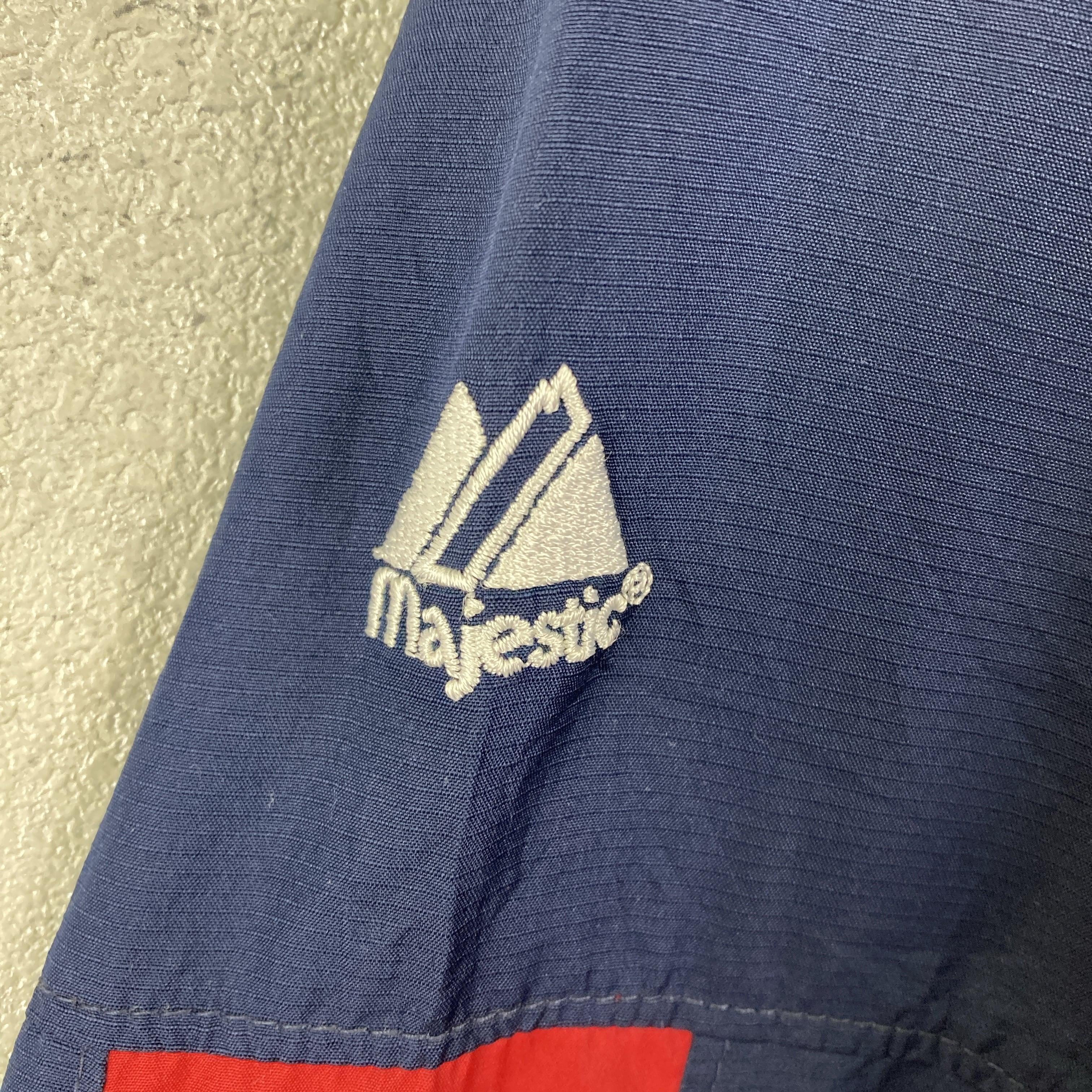 Majestic MLBインディアンス ナイロンプルオーバー | 古着屋mills