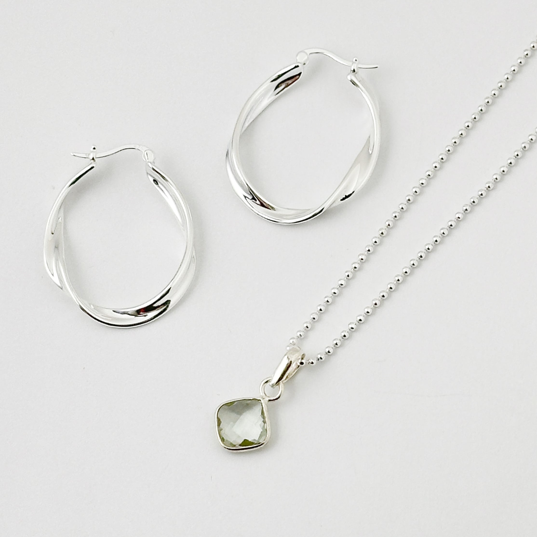 サラ様◆グリーンアメジストご確認用 専用ページです サラ様◇グリーンアメジストご確認用 専用ページです サラ様◇グリーン