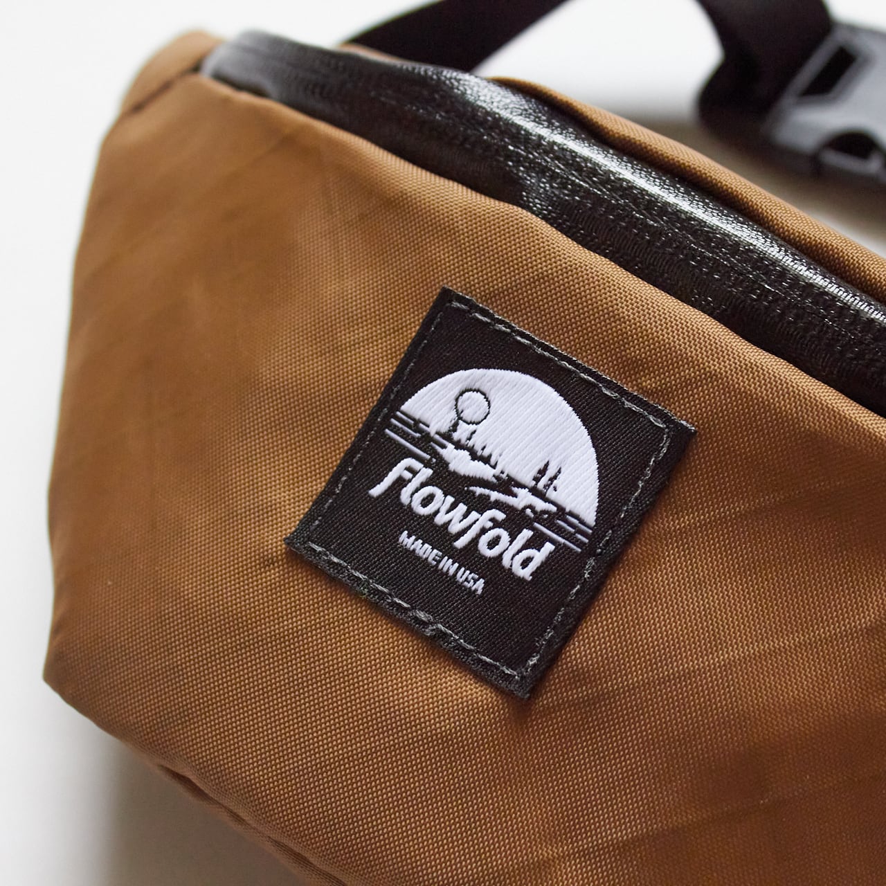 Flowfold（フローフォールド）Rebel Fanny Pack Small -CoyoteBrown