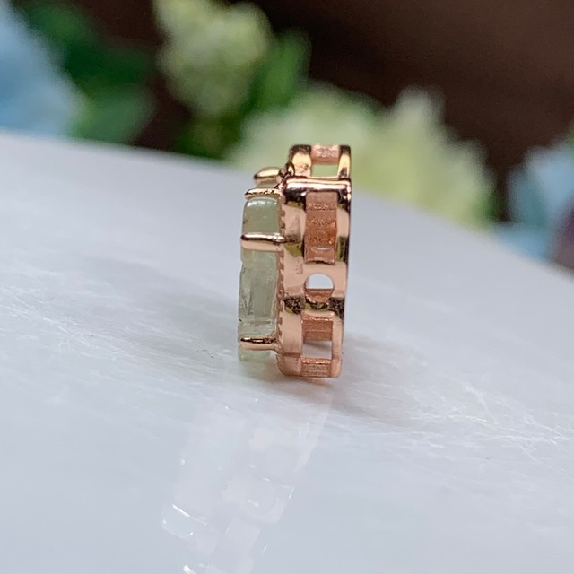 2.トルマリン蝶々・貫通穴☆パーツ