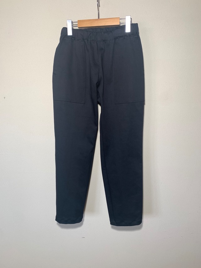 黒ストレッチ厚手ストレートパンツ 17