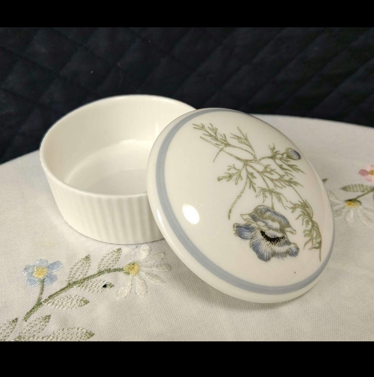  スージークーパー グレンミスト トリンケットボックス 小物入 SOLD OUT】超美品、丸型、スージークーパー「グレンミスト