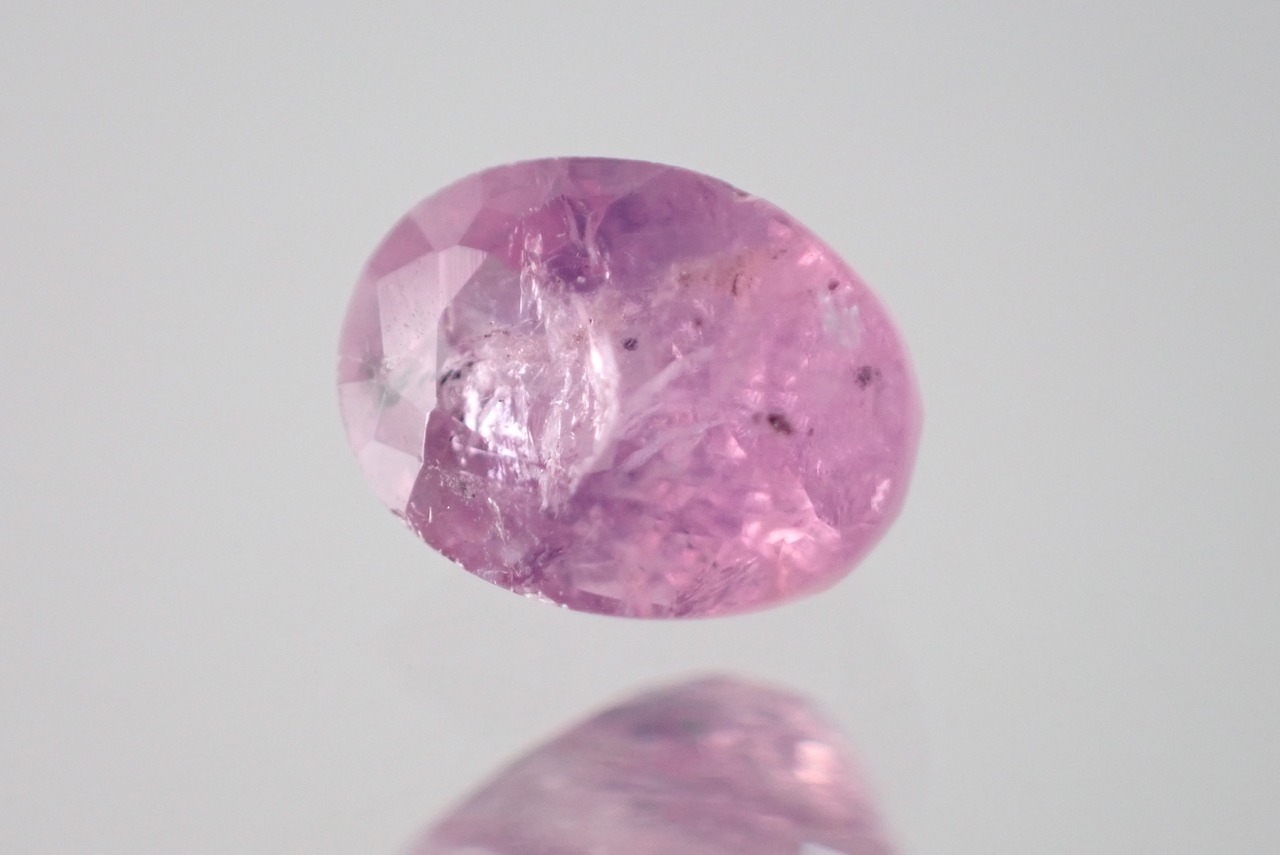 ピンクサファイア　0.76ct　[D10‐2]