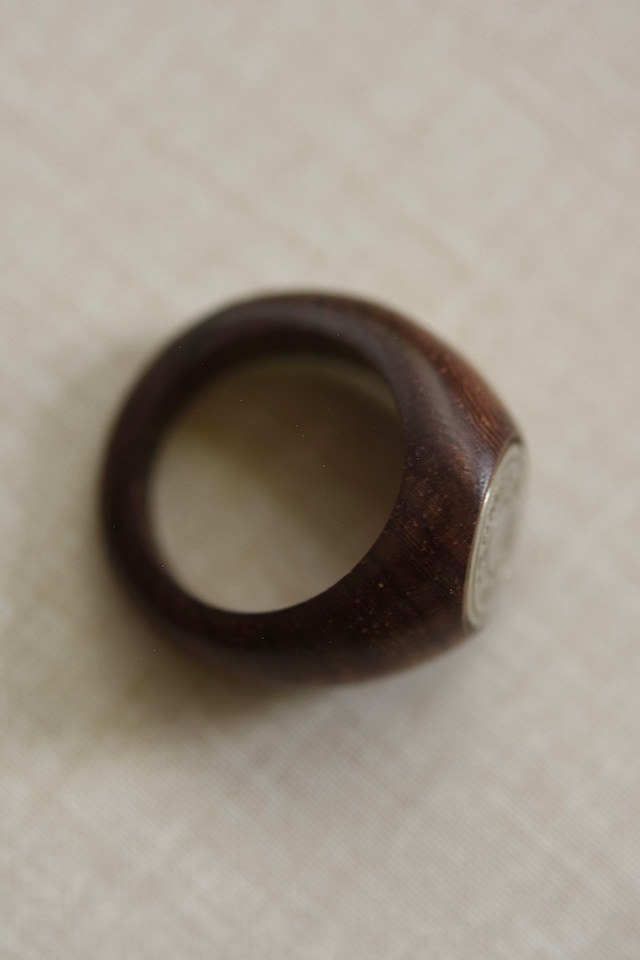 IORI/"HERMES" ring/wood sellier