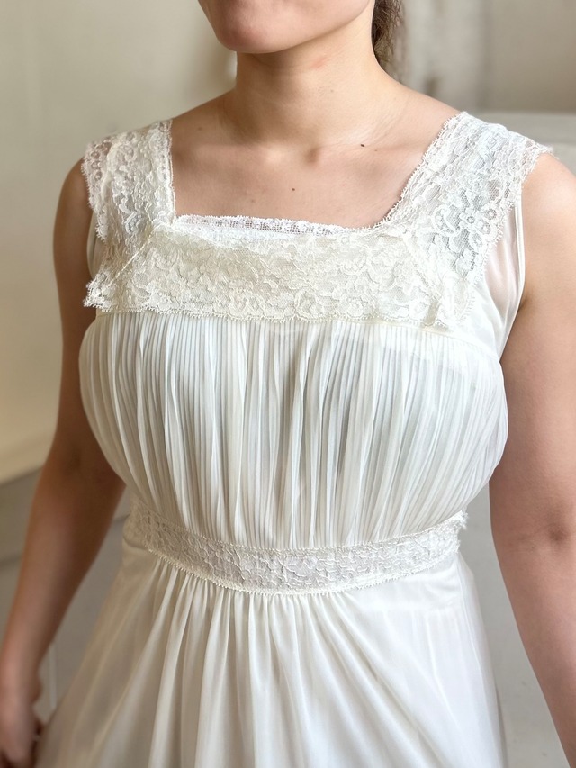 white lace pleats lingerie dress