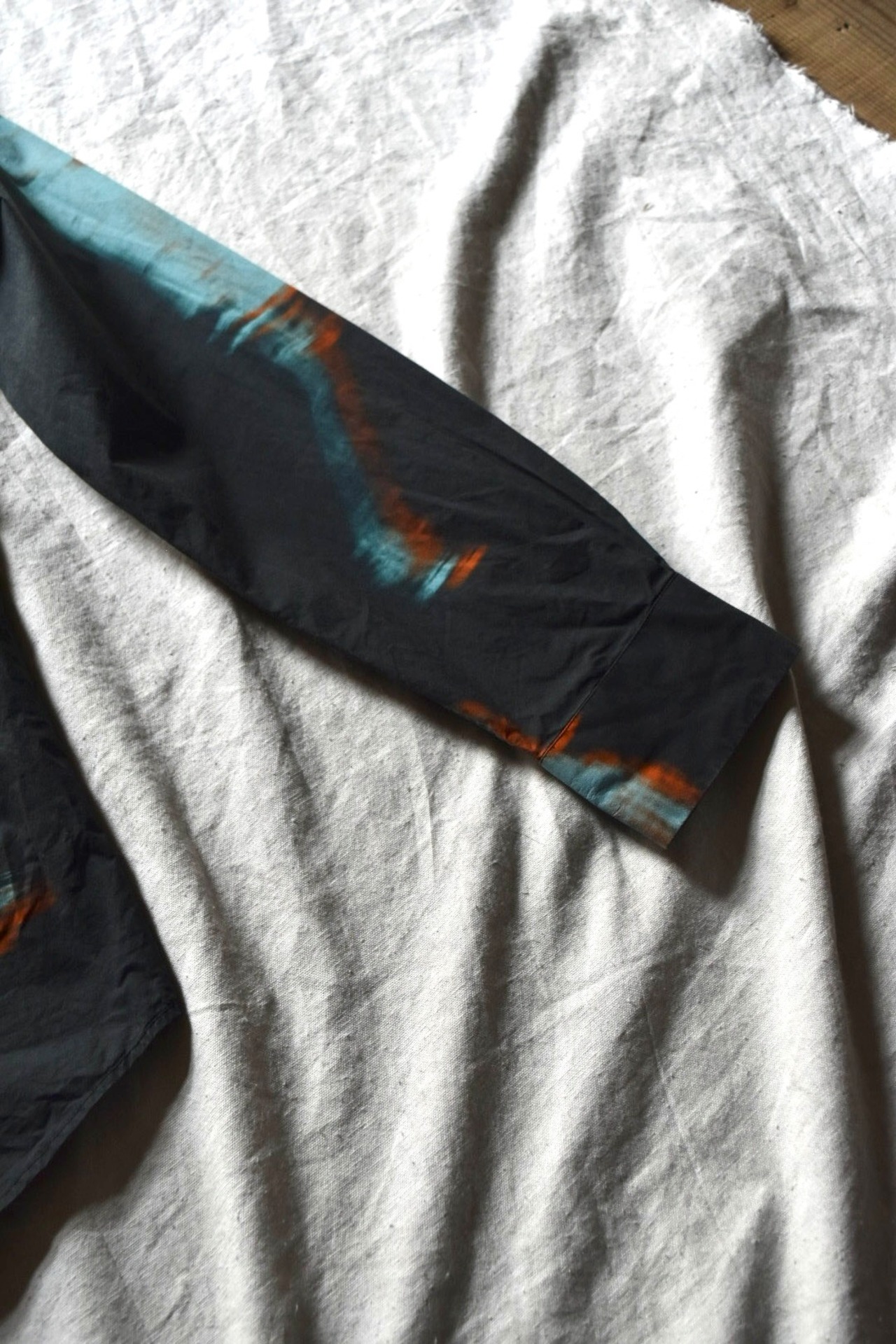 "PAUL SMITH" Figure patterned shirt