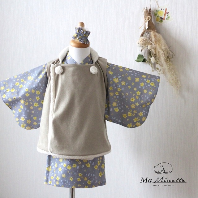 【カジュアル 着物】ふわもこ 被布コート　アッシュグレー小花 80〜110サイズ　// 送料無料 //