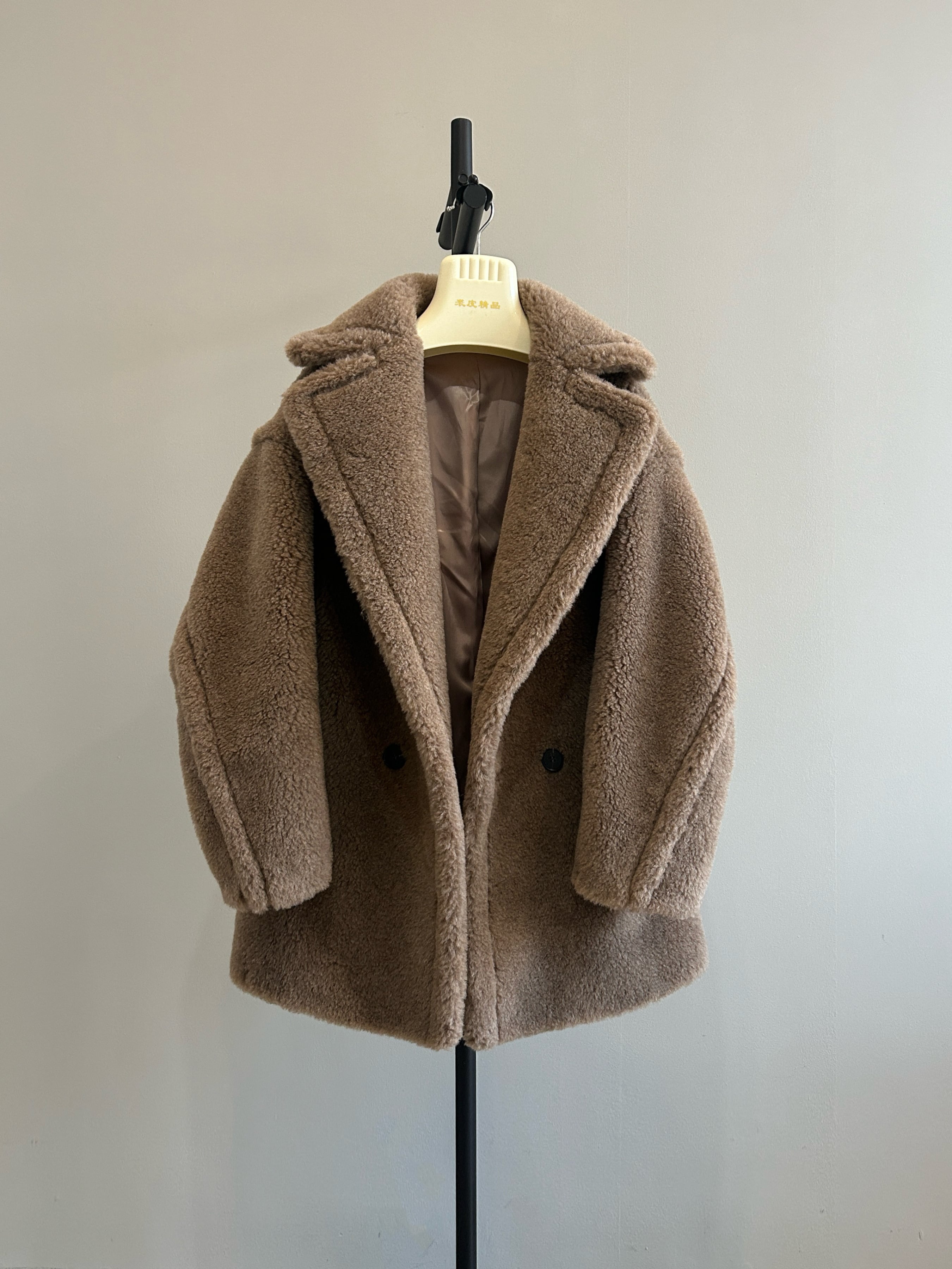 ベアテーラードミディアム丈コート