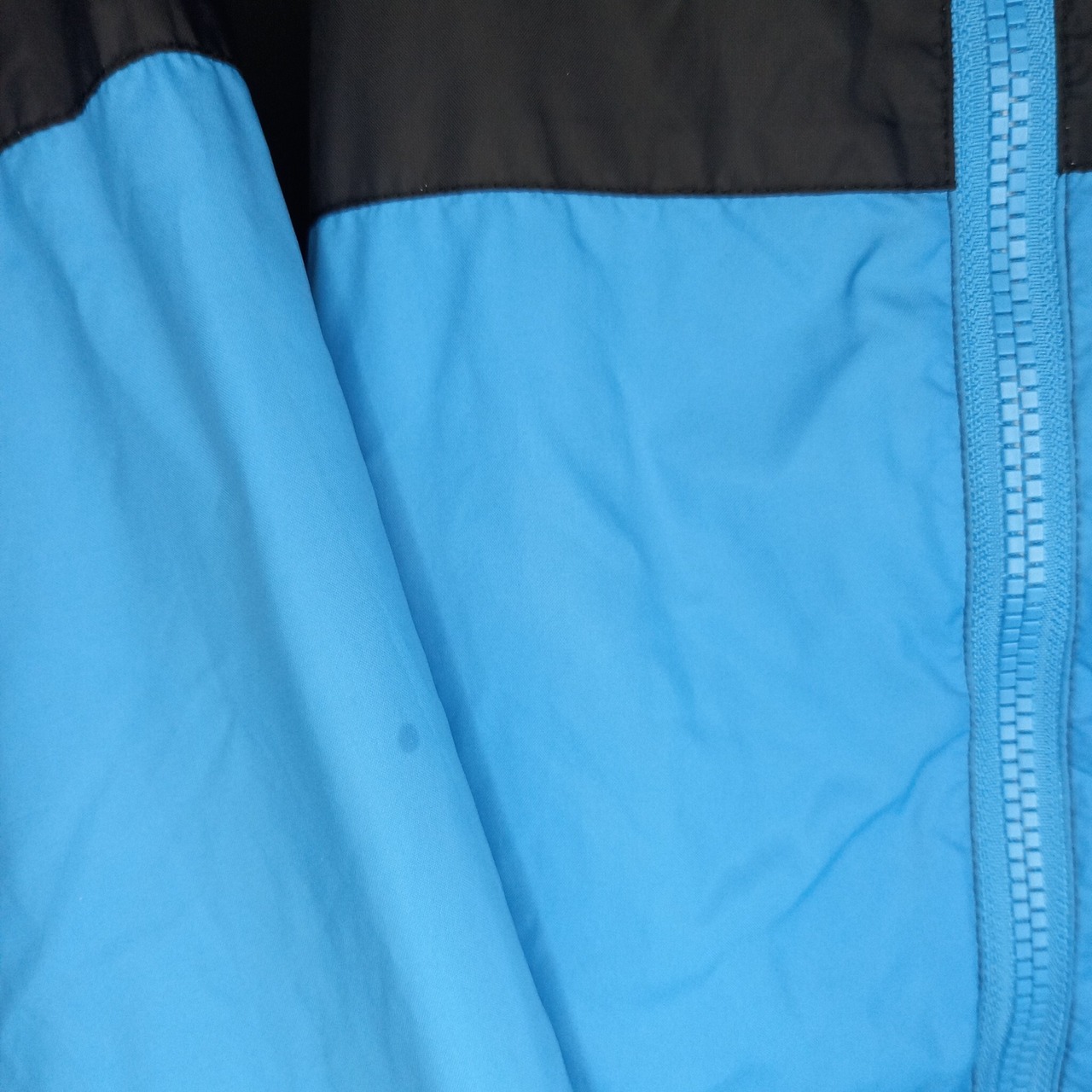 ラコステ　スタンドカラー　ナイロンジャケット　パーカー　刺繍ロゴ　ユーロ古着