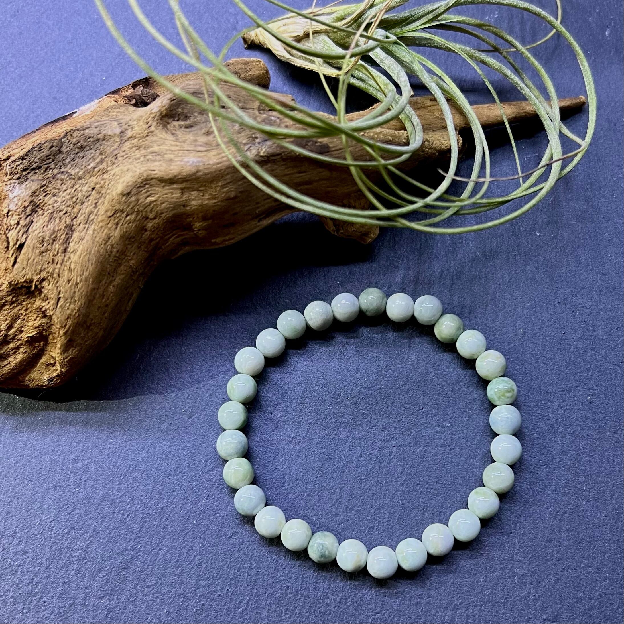 糸魚川翡翠 小滝産青マーブル１０mmブレスレツト 期限切れ - aguapreta