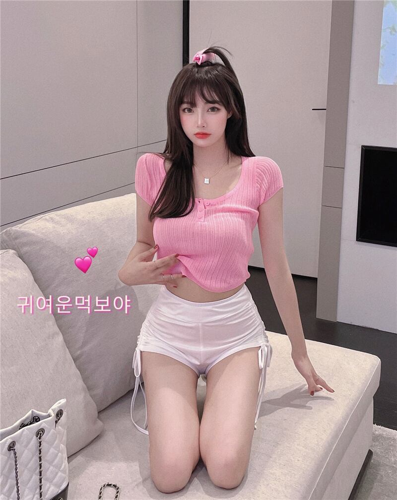 Tシャツ ショートスリムトップス サマー ピンク 大人ガーリー スウィート キュート カジュアル 夏物 ピュア ブラックストロベリース77217525056