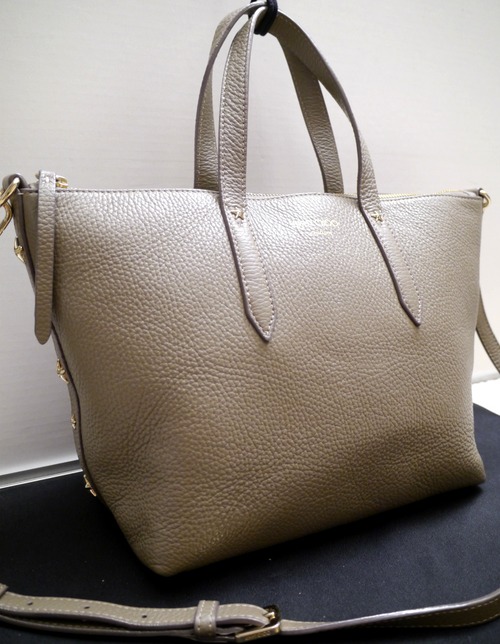 2019美品★JIMMY CHOO ジミーチュウ BRIAブリア ☆スタッズデザイン 2way レザー トート バッグ★ 斜めがけも可能な合わせやすい秀逸モデル