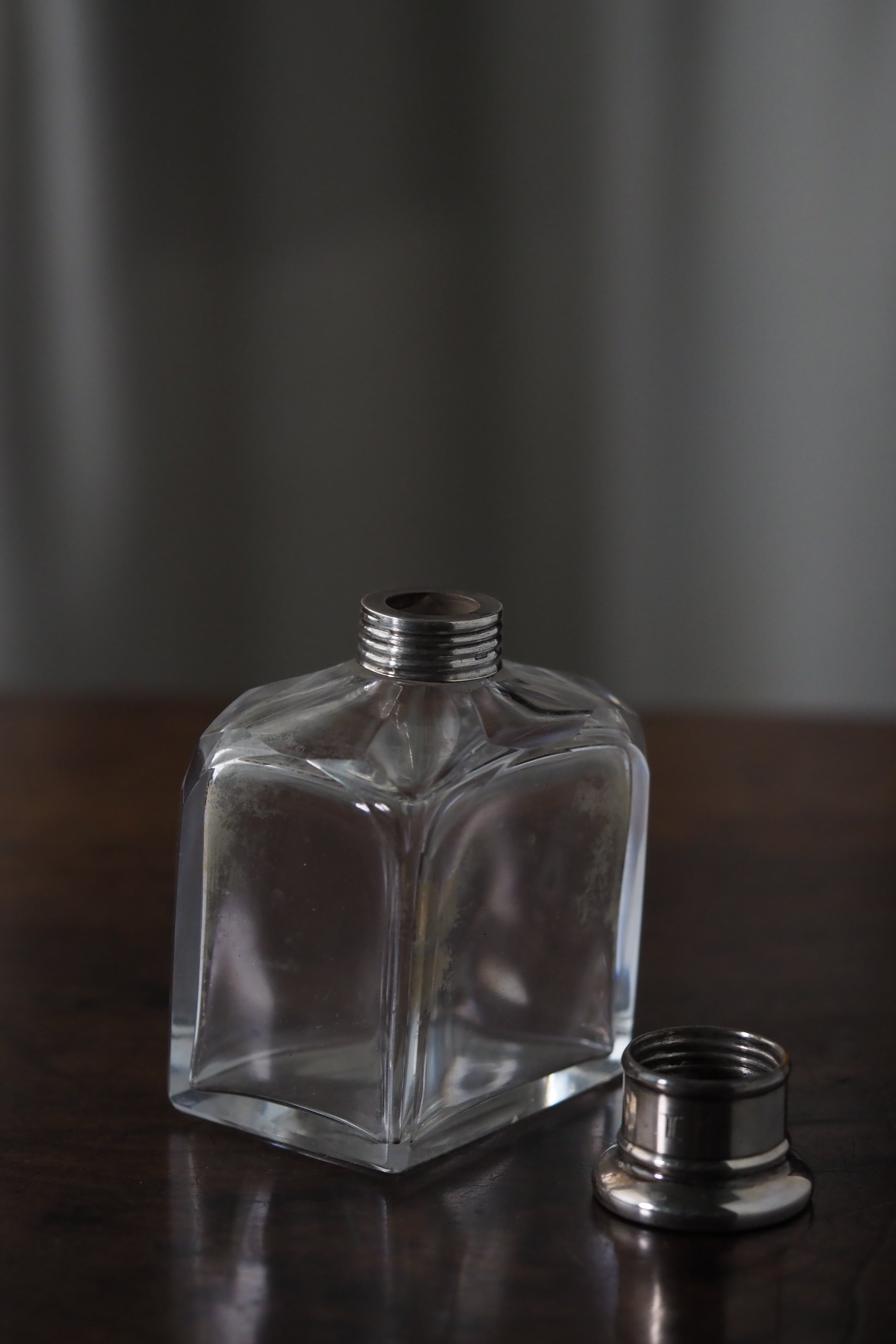 クリスタルガラス製コロンボトル No.1-antique glass perfume bottle