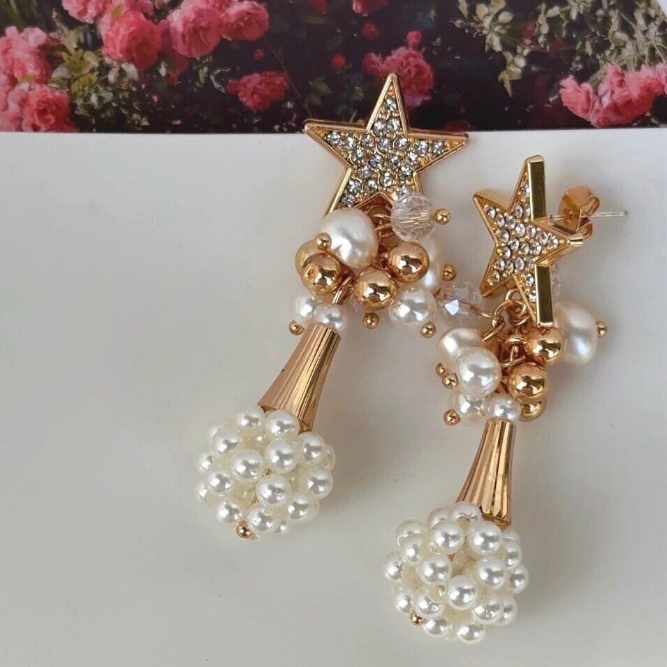 大ぶり 冬 星 パールボール ピアス 】 クリスマスピアス パールボール