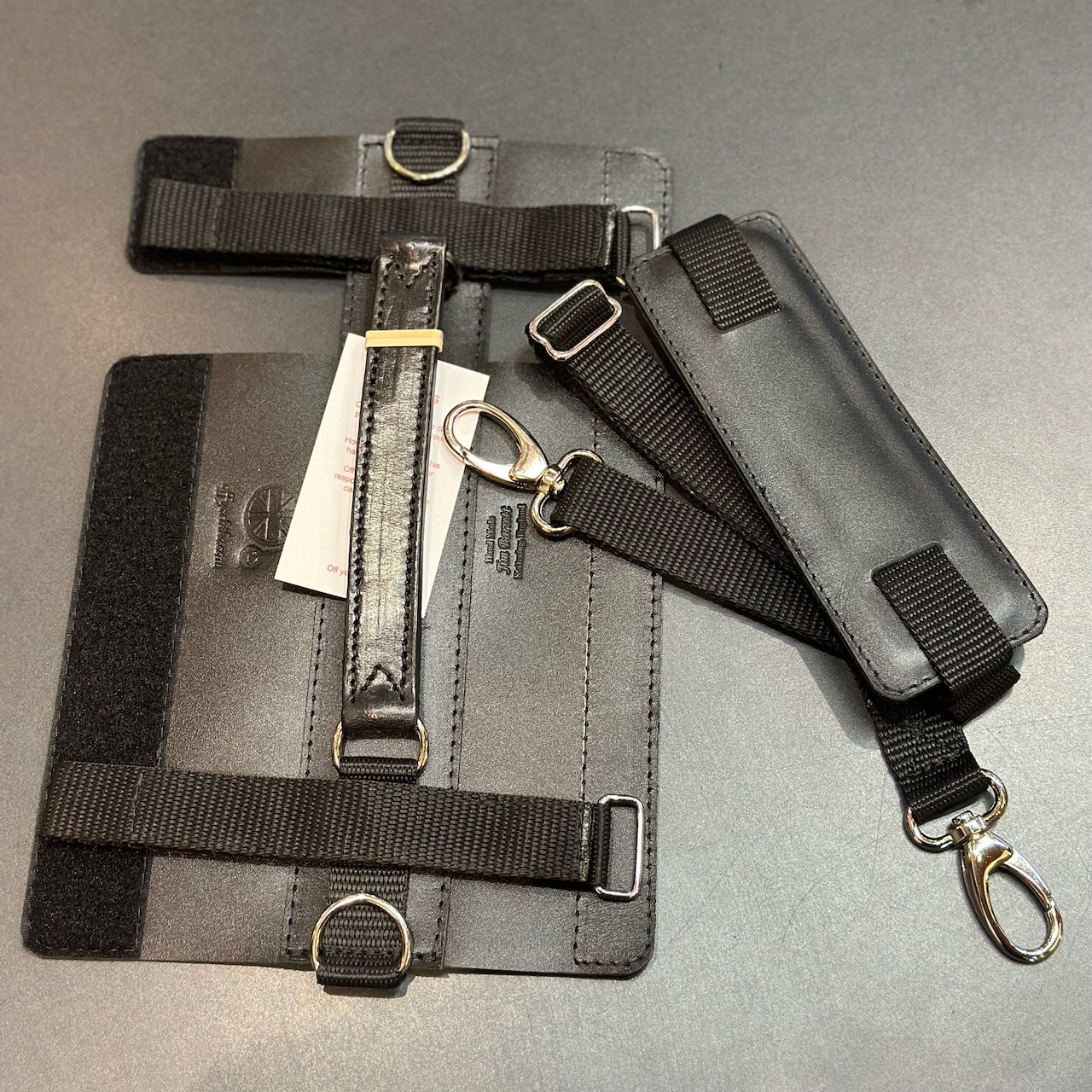 Off yer bike [On yer shoulder Leather] shoulder strap set
