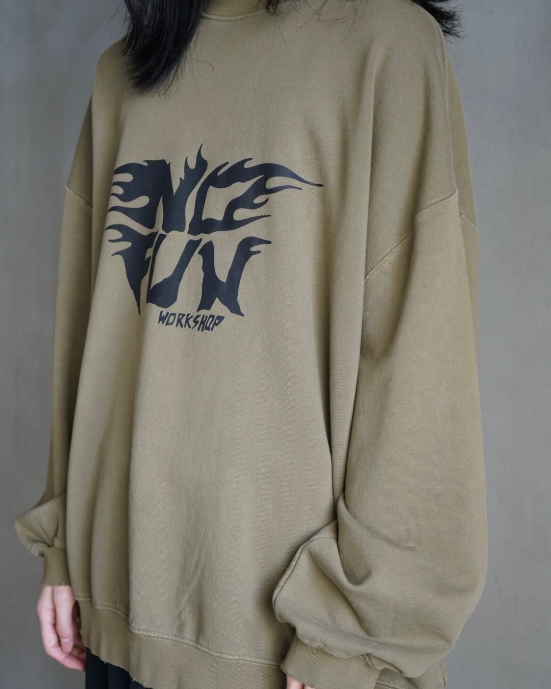 032c 【"NO FUN" OVERSIZED CREWNECK FADED DARK GREEN】