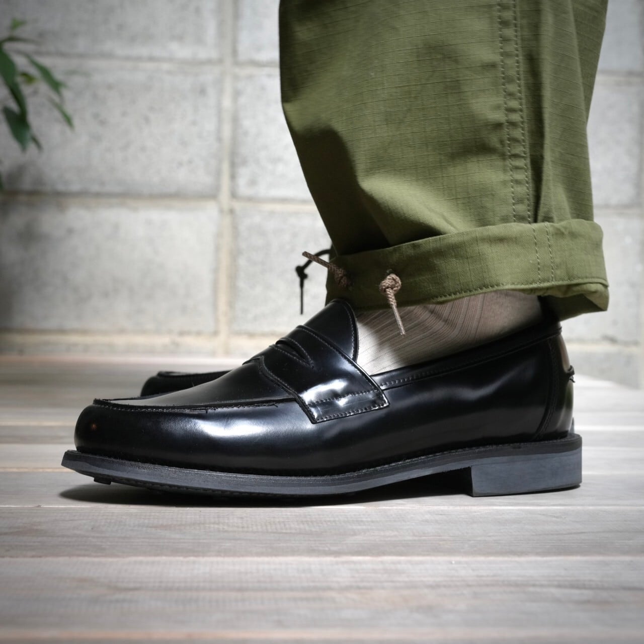 SANDERS(サンダース) / But Seam Loafer #2314B -BLACK- | Signs SANDERS(サンダース) / But Seam Loafer #2314B -BLACK- | Signs