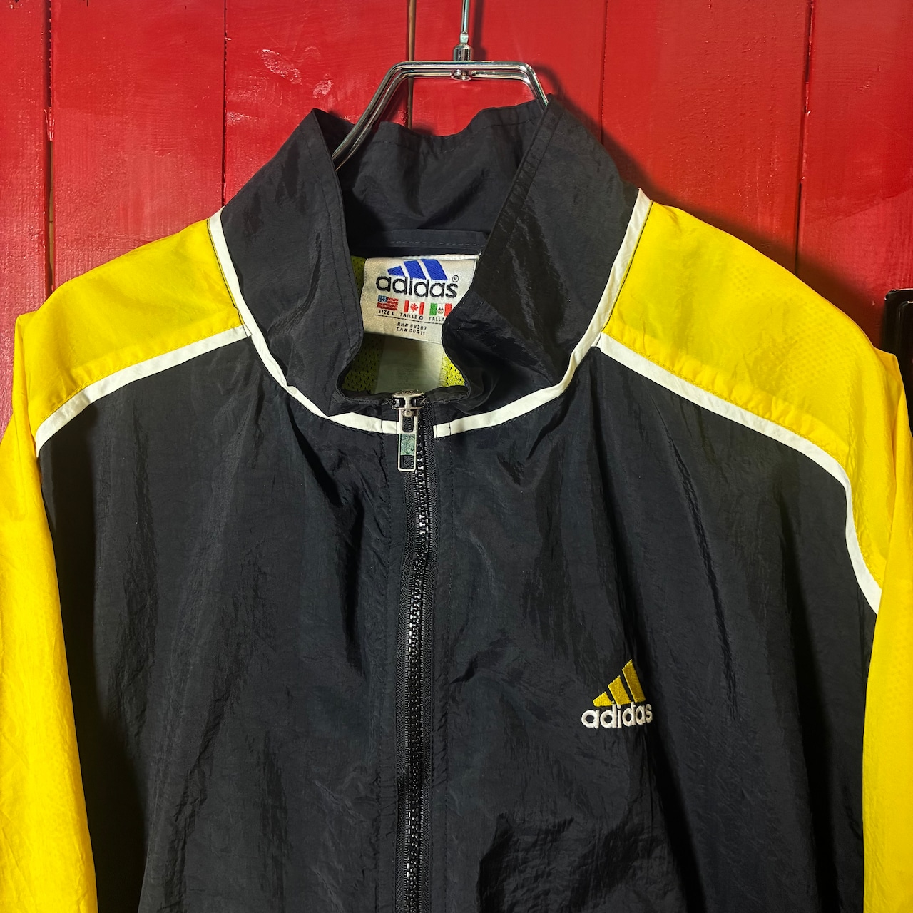 90s adidas ナイロンジャケット 黒黄 アディダス