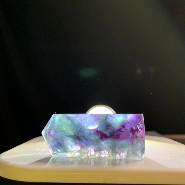 ポイント 5. ブルーグリーンフローライト