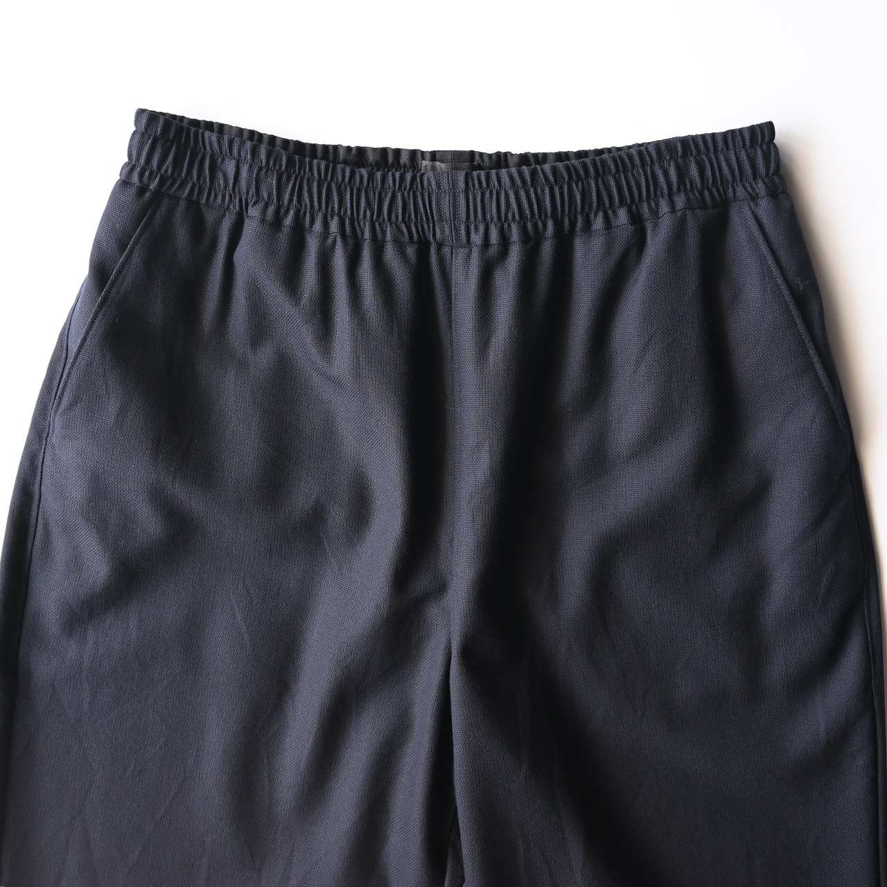 山内 / ウールメッシュクロス・ワンタックスラックス　洗い加工