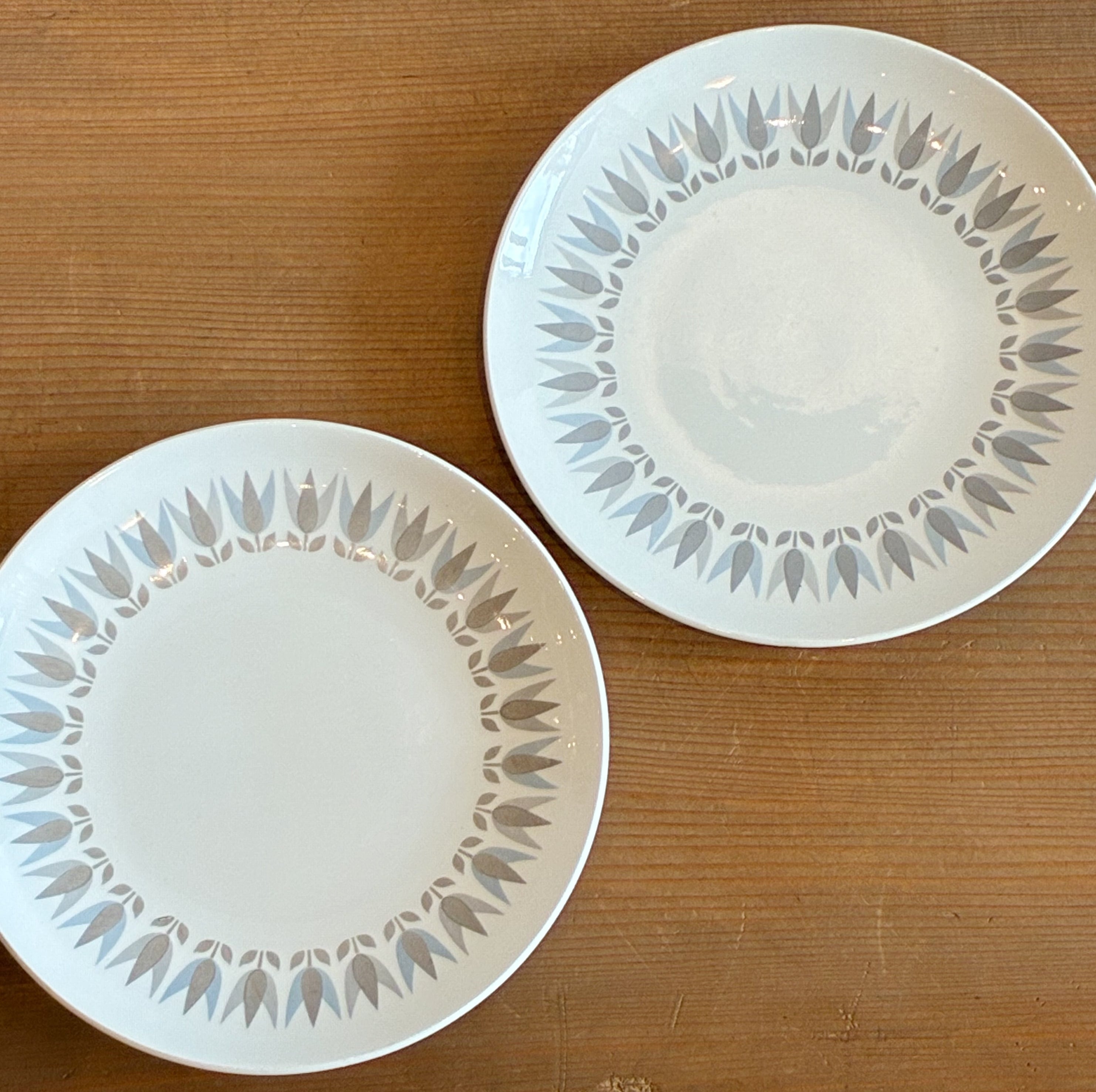 ✴︎ヴィンテージ✴︎貝殻の形の器✴︎鉄✴︎ 波佐見焼の器｜染付古波佐見｜natural69の公式サイト