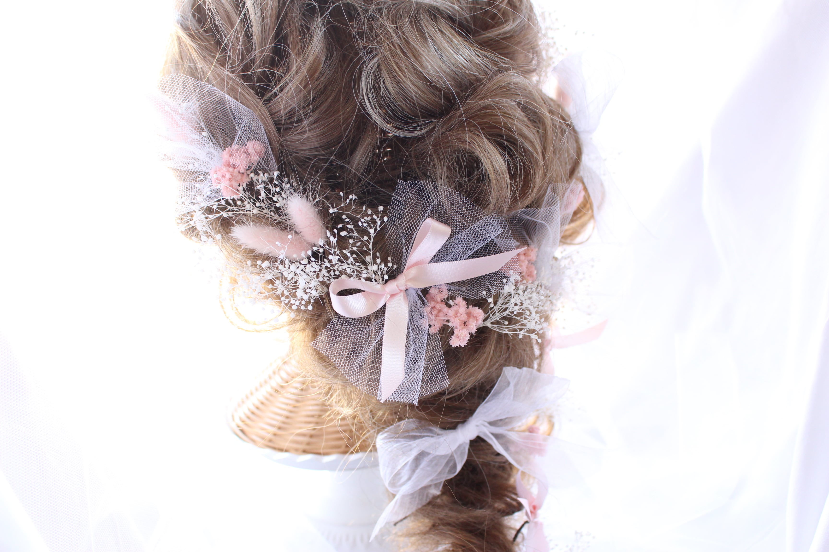 ☆受注製作☆ピンクリボン・チュール・かすみ草のヘッドドレス