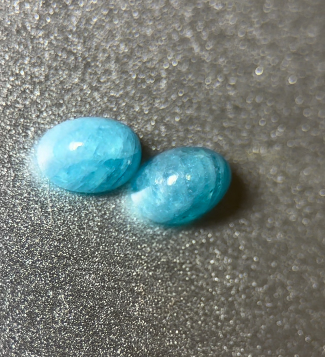 パライバトルマリン 2個で2.54ct ペア | パライバトルマリン by  