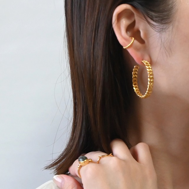 チェーンフープピアス Mugetta