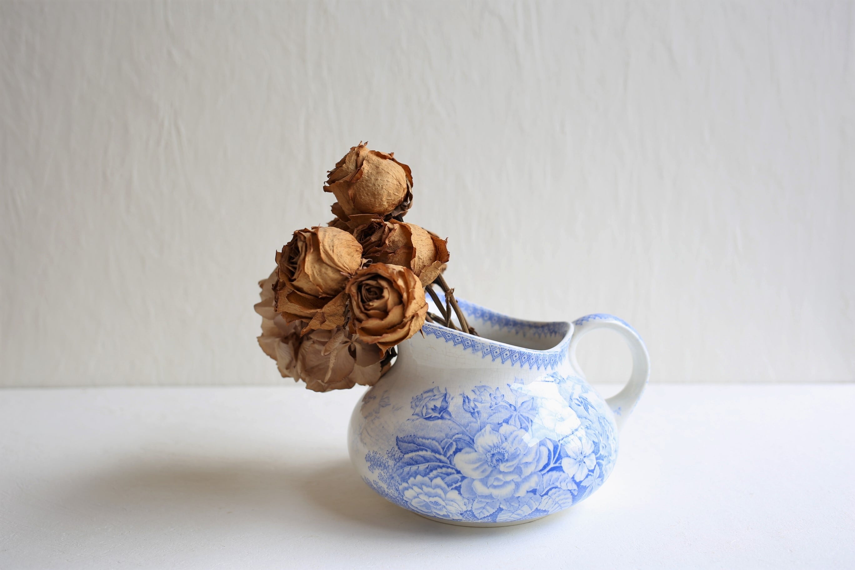 フランス アンティーク U&C SARREGUEMINES 滑らかな曲線のピシェ『JARDINIERE』 N-03750