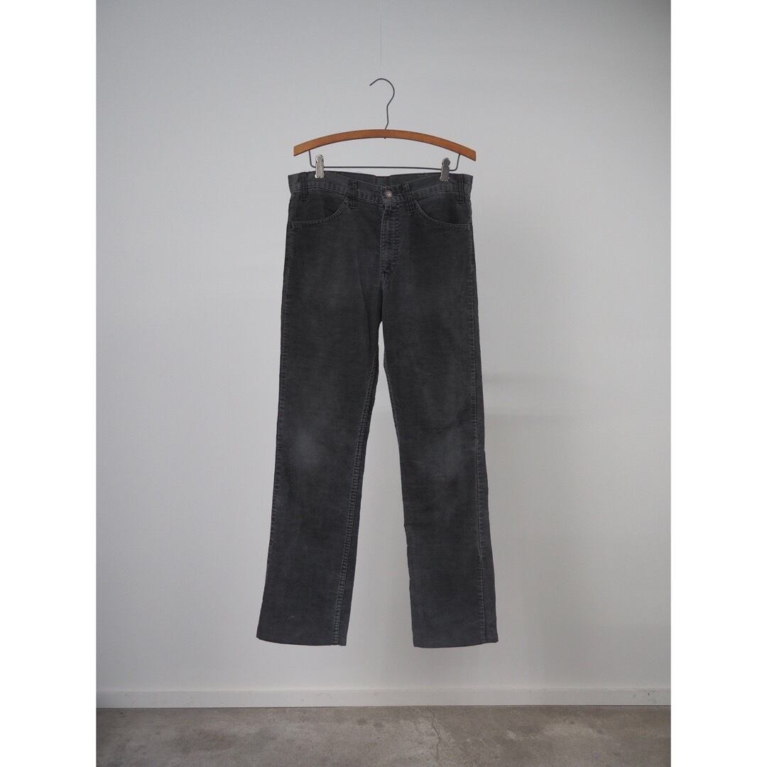 1980’s Levi’s 519-1558 black corduroy pants w31