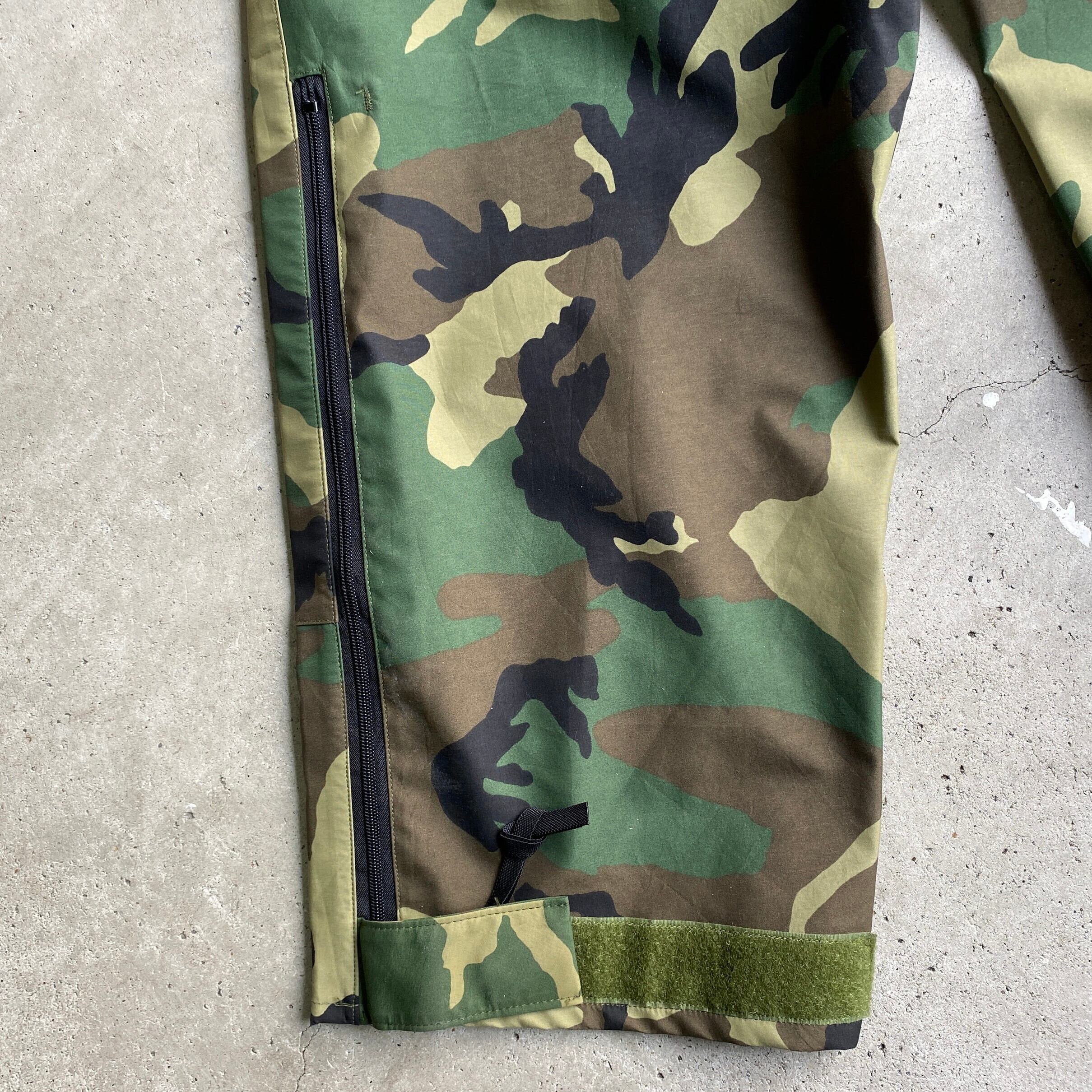 米軍 GORE-SEAM カモフラージュ迷彩パンツ 防寒アーミー 米軍 GORE