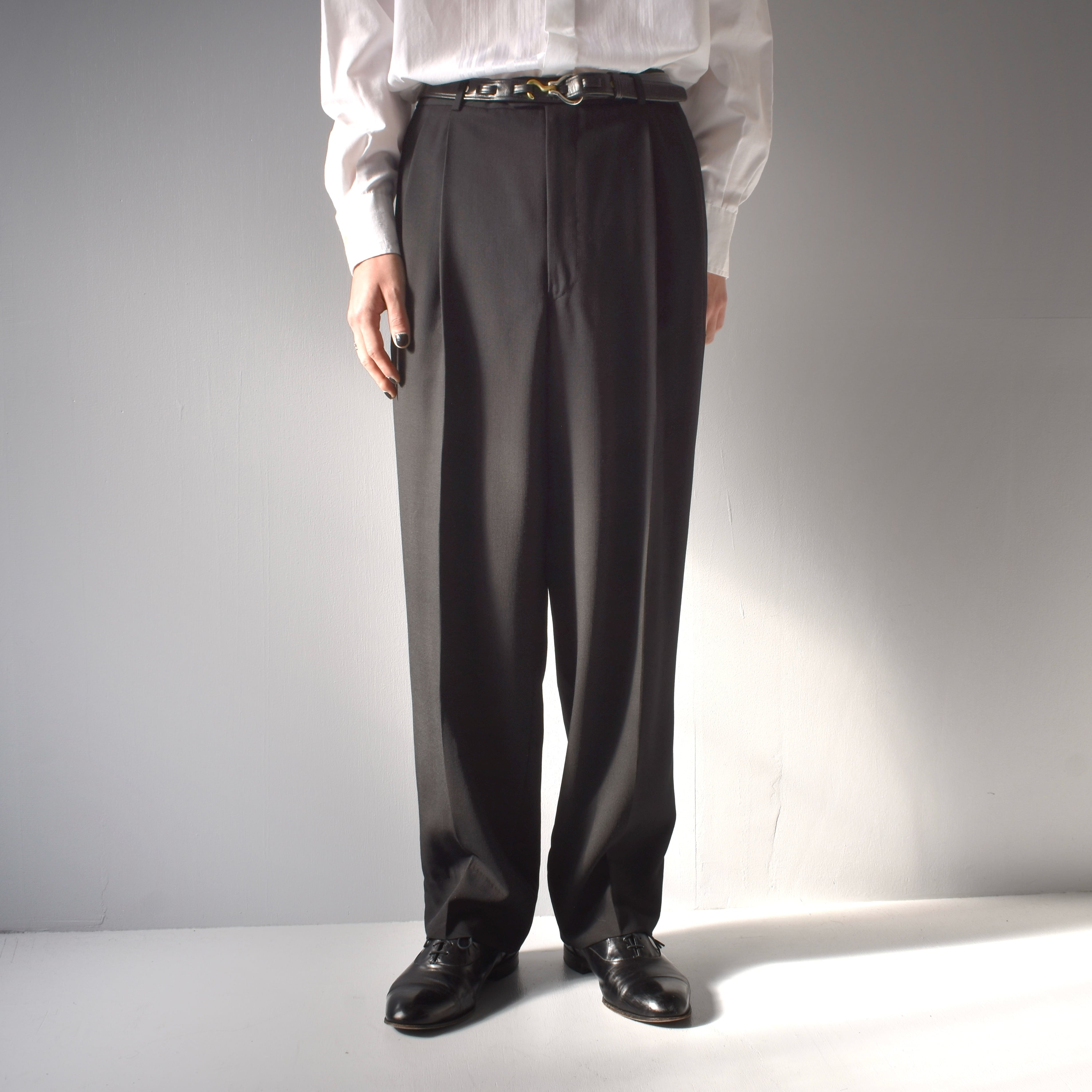 COMME des GARÇONS HOMME” 『田中オム初年度』 90's~ Double Tucks