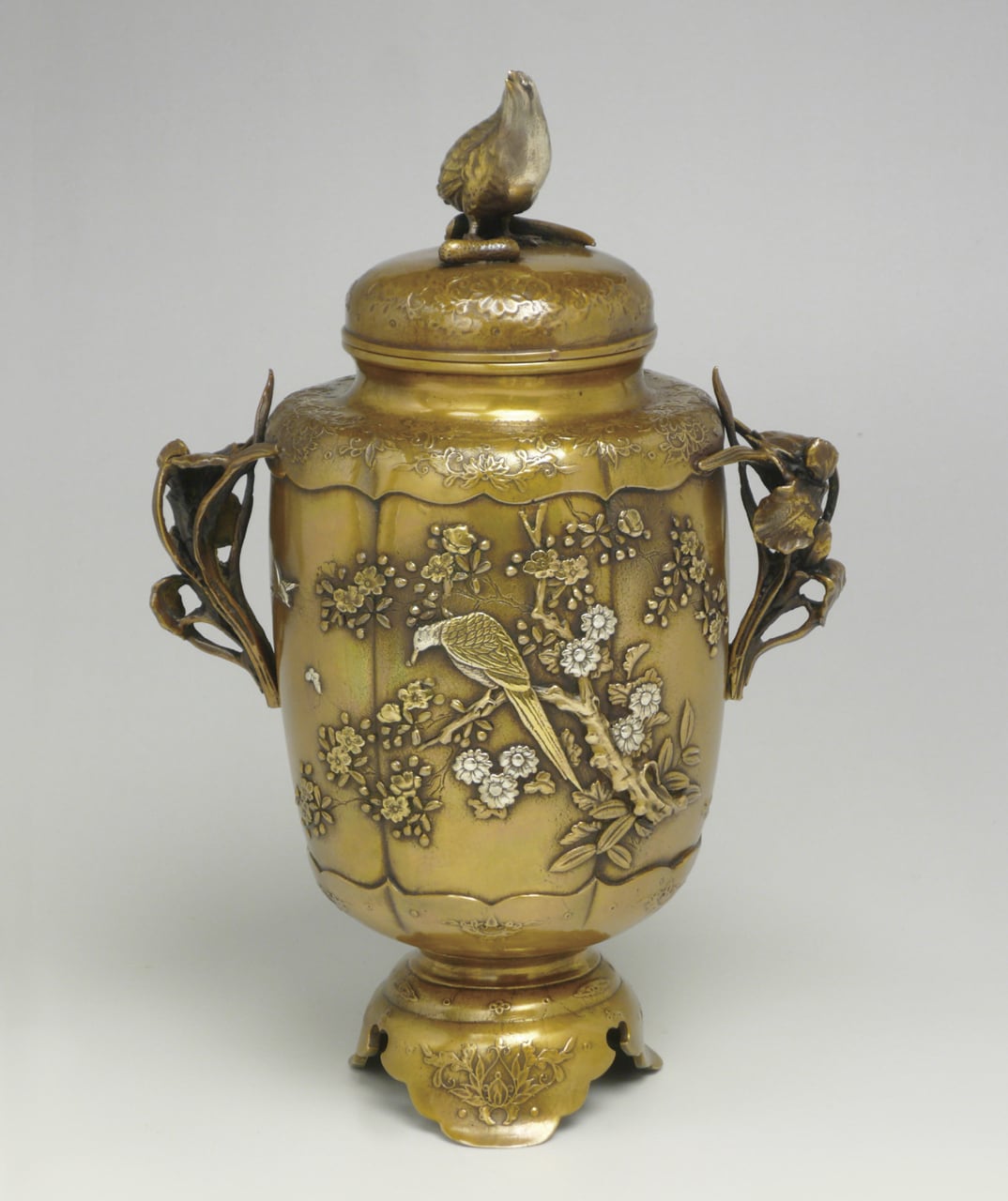 雷鳥蓋花鳥香炉 正晴作