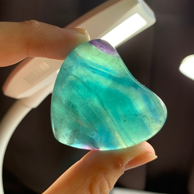 64ハート　ブルーグリーンフローライト