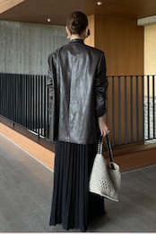 大人リラックス レザー調ミドルジャケット