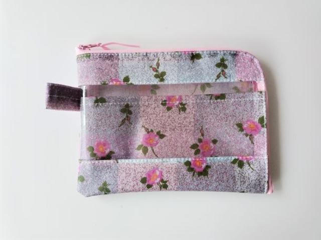 リバティ ラミネート イルマ ピンク ダブルファスナー ショルダー  