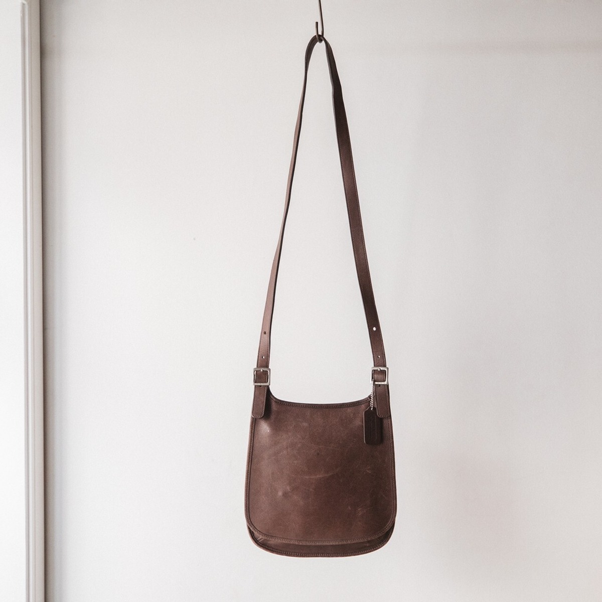COACH レザーショルダーバッグ ダークブラウン【0821A26】 | 【公式 