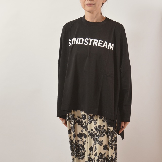 【２色】anana　ビッグシルエットサイドスリットプリントTシャツ　色：ホワイト、ブラック　商品番号：a19-020