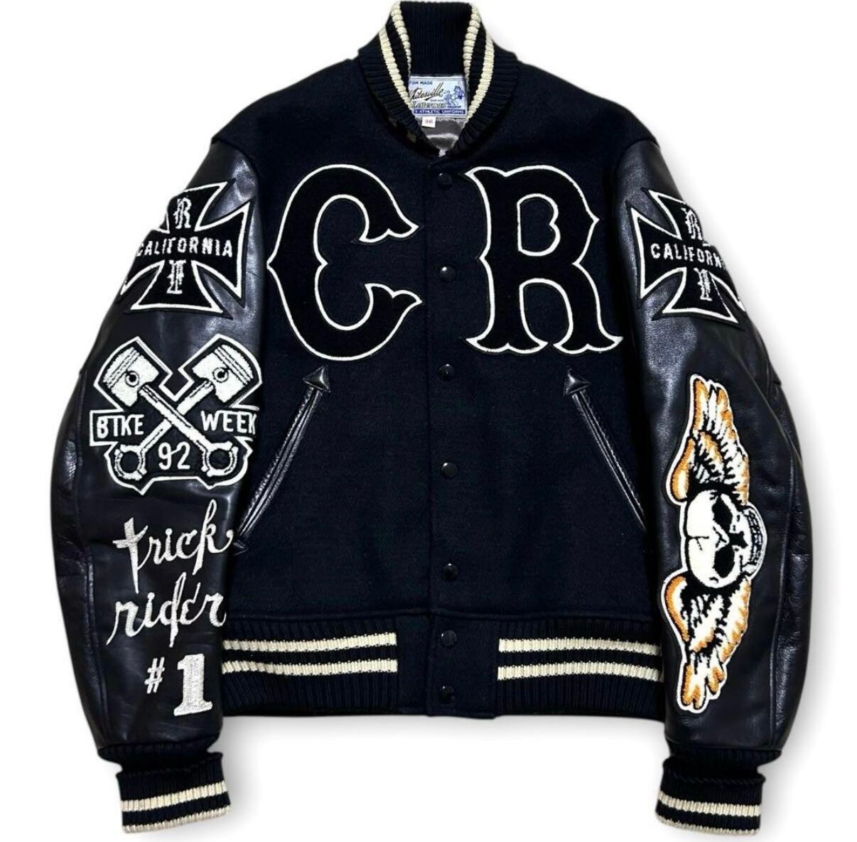 極美品 WHITESVILLE フルデコ 刺繍 レザースリーブ スタジャン 東洋