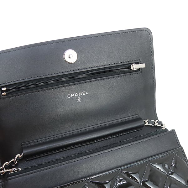 Used CHANEL シャネル チェーンウォレット マトラッセ パテントレザー