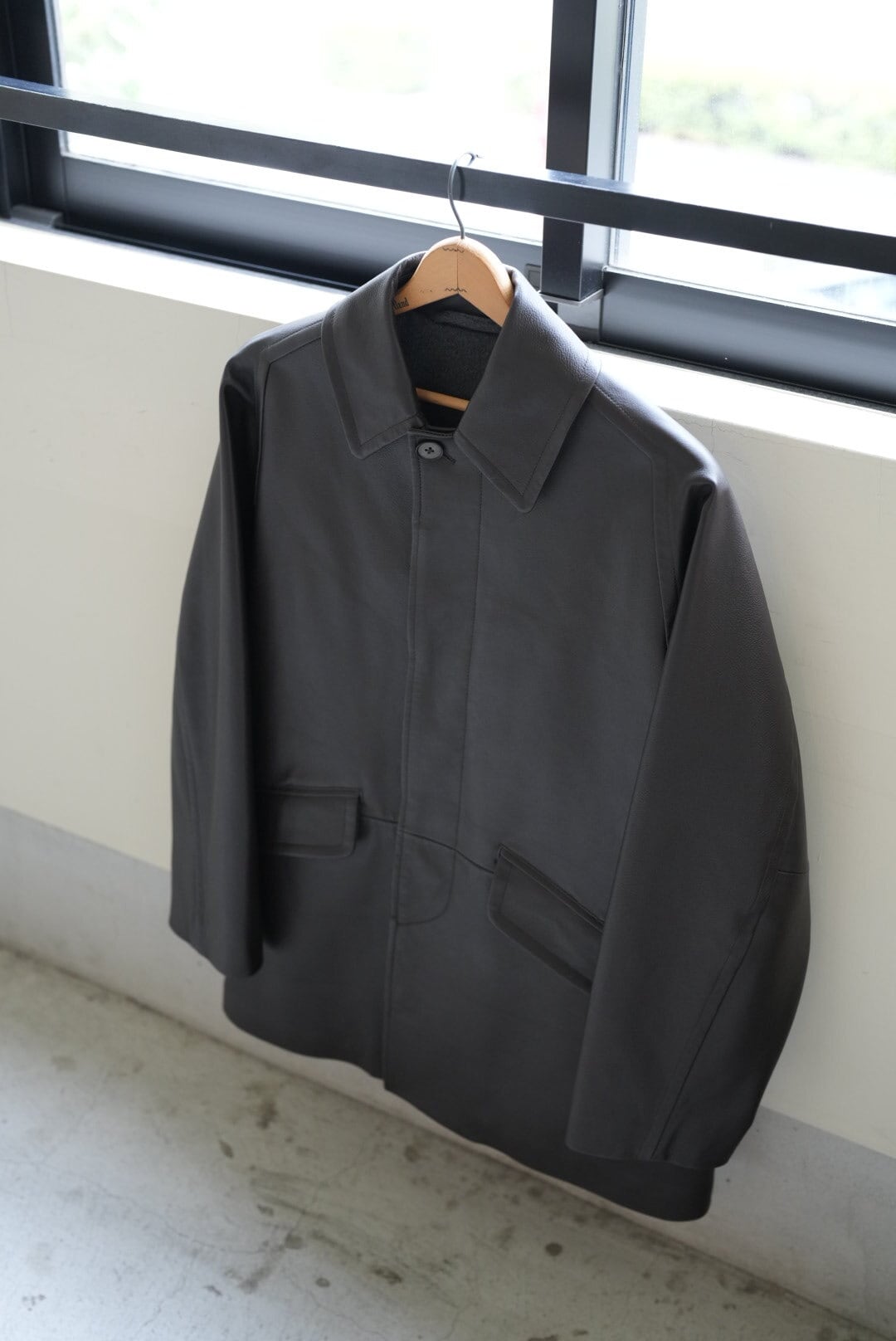 MAATEE&SONS LEATHER HALF COAT | TOMMY'S KURAMAE