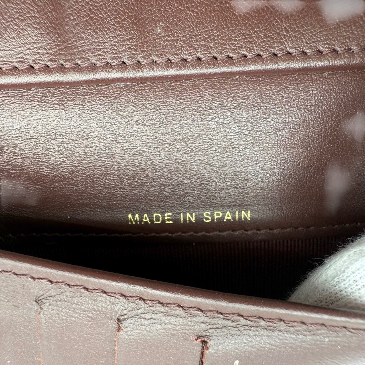 CHANEL シャネル マトラッセ ミディアム フラップ 三つ折り財布