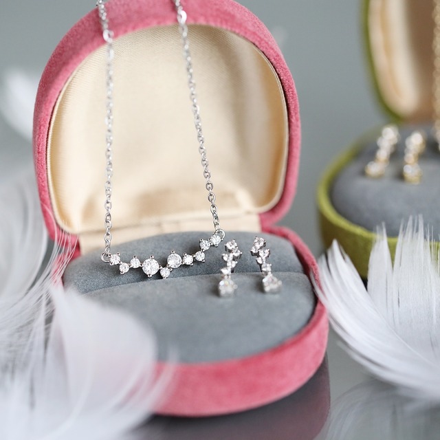 煌めく星屑のネックレス｜18KGP or SLV925｜アレルギー対応 45cm