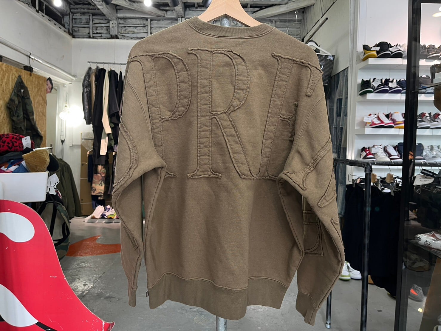 Supreme 22SS Tonal Applique Crewneck