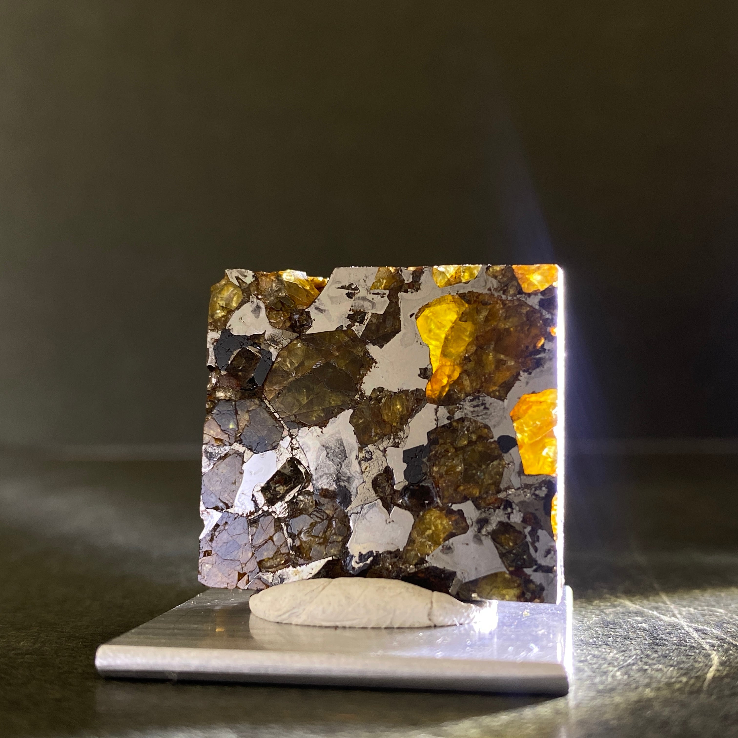 Specimen 原石 | 【隕石屋】METEOS（メテオス）